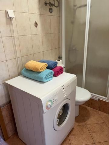 דירות Barbat na Rabu Mira מראה חיצוני תמונה
